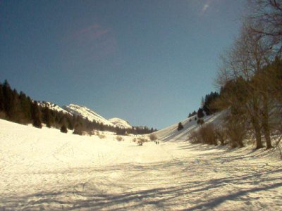 Vallon entre lune et soleil